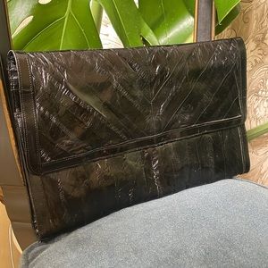 Eel Skin Vintage Clutch Sunco Made in Korea. 5 Compartments